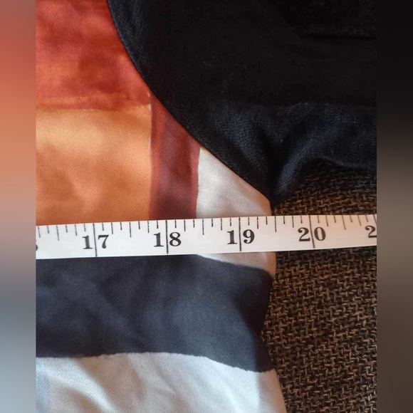 Zara Abstract Design Shirt - Picture 4 of 6